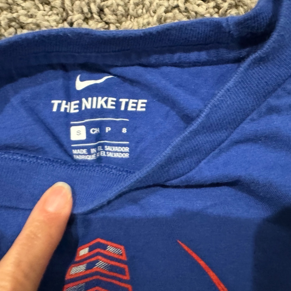 5/$25 Nike New York Giants tshirt, size Small - Picture 3 of 4
